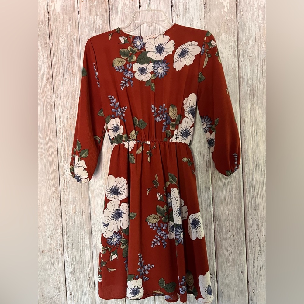 Scobe Floral Dress - Picture 3 of 8